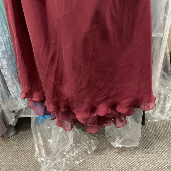 Cameron Blake by Mon Cheri gown, size 12, burgundy - Picture 7 of 7